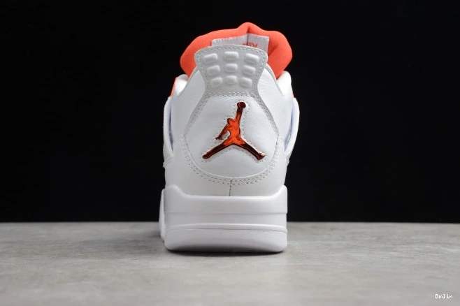 Boostmaster lin 4 Team Air OrangeCT8527-118 Jordan 0820